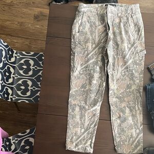 Abercrombie & Fitch Camouflage Chinos Athletic Tailored slimmer legs